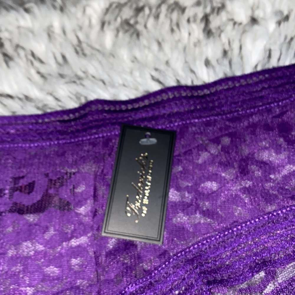 Frederick’s of Hollywood Panties - Picture 2 of 4